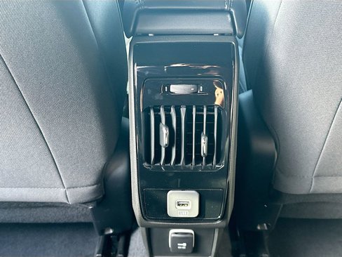 New 2025 Jeep Compass Sport image 26