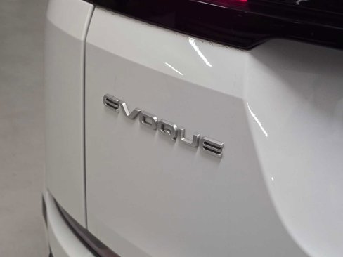 Used 2023 Land Rover Range Rover Evoque S image 15