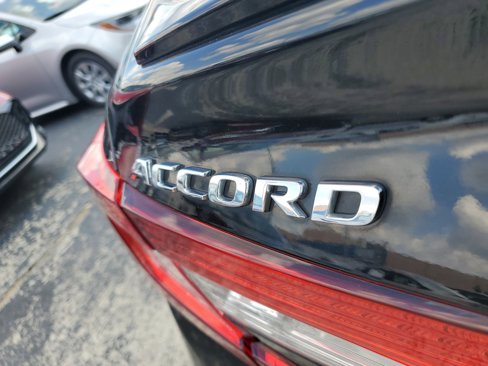 Used 2020 Honda Accord Sport image 7