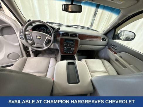 Used 2013 Chevrolet Silverado 1500 LTZ w/ LTZ White Diamond Edition image 28