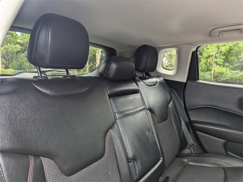 Used 2019 Jeep Compass Trailhawk image 18