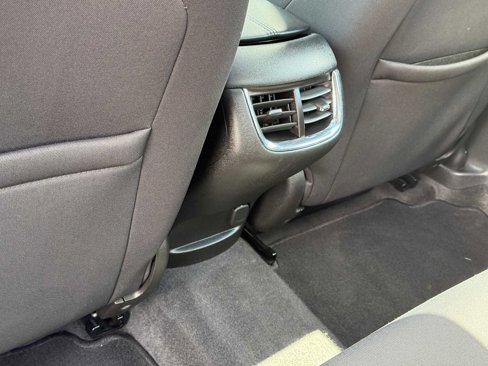 Used 2022 Chevrolet Malibu LT image 23