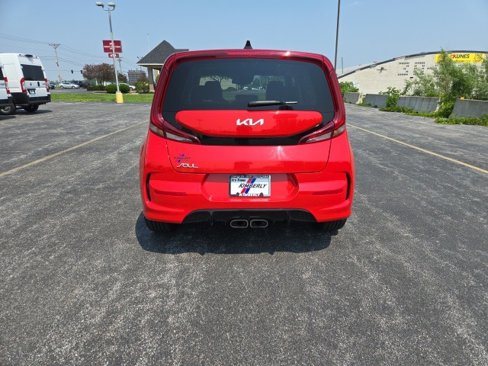 Used 2022 Kia Soul Turbo image 4