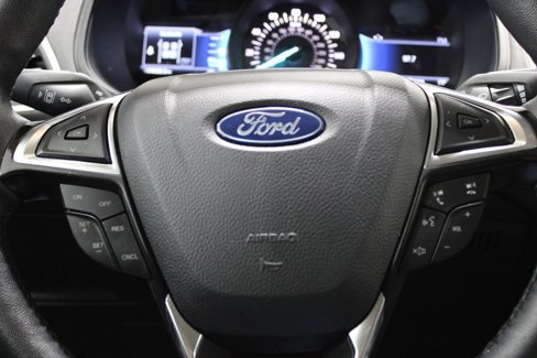 Used 2024 Ford Edge Titanium image 29