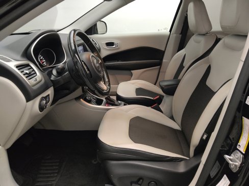 Used 2018 Jeep Compass Latitude w/ Popular Equipment Group image 17