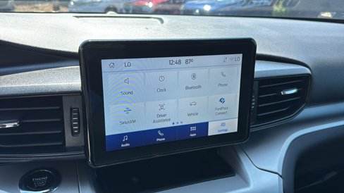 Used 2022 Ford Explorer XLT image 14