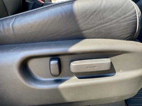 Used 2019 Honda Pilot Elite image 17