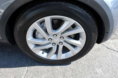 Used 2019 Land Rover Discovery HSE image 37