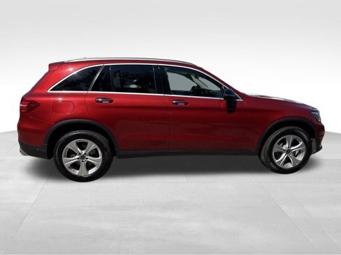 Used 2018 Mercedes-Benz GLC 300 4MATIC image 6