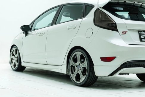 Used 2017 Ford Fiesta ST image 18