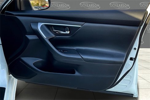 Used 2017 Nissan Altima 2.5 S w/ Power Driver Seat Package image 12