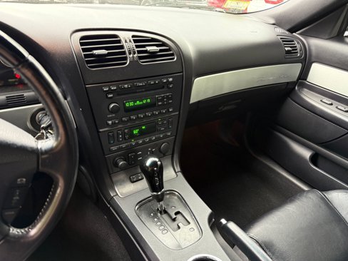 Used 2003 Ford Thunderbird image 17