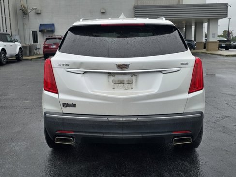 Used 2017 Cadillac XT5 FWD image 11