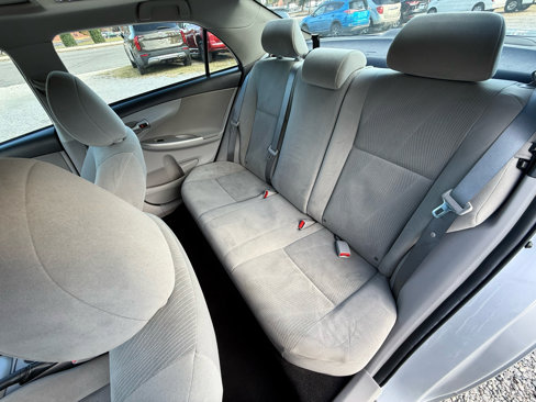 Used 2012 Toyota Corolla LE image 36