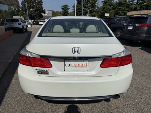 Used 2015 Honda Accord EX image 6