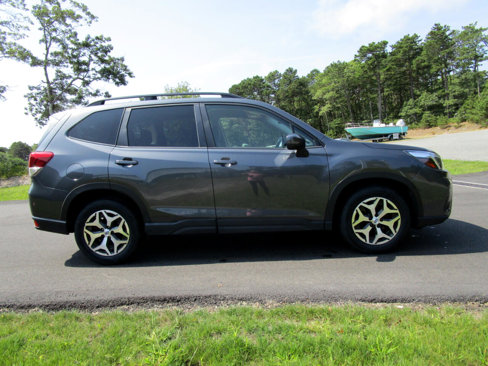 Used 2021 Subaru Forester Premium image 5