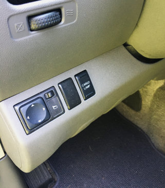Used 2011 Nissan Frontier SV w/ SV Premium Utility Pkg image 20