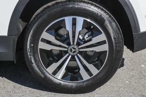 Certified 2025 Mercedes-Benz GLA 250 image 10
