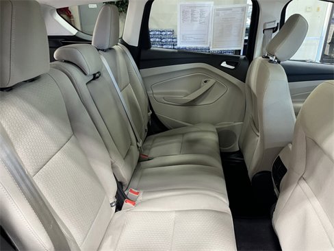 Used 2018 Ford Escape SE image 14