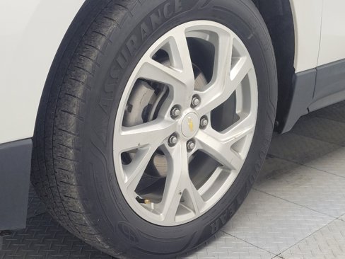 Used 2018 Chevrolet Equinox Premier image 31