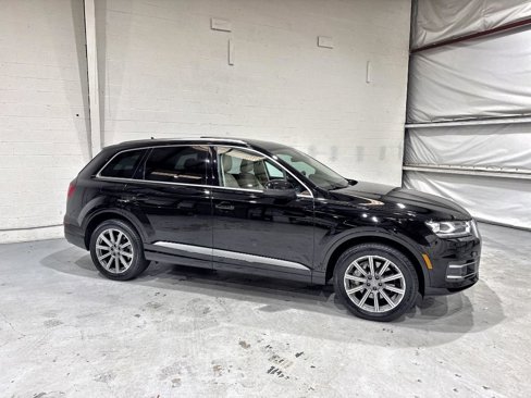 Used 2017 Audi Q7 3.0T Premium Plus image 5
