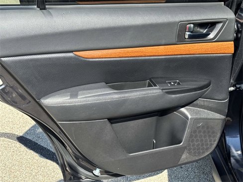 Used 2013 Subaru Outback 2.5i Limited image 12
