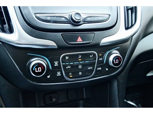 Used 2018 Chevrolet Equinox LT image 28