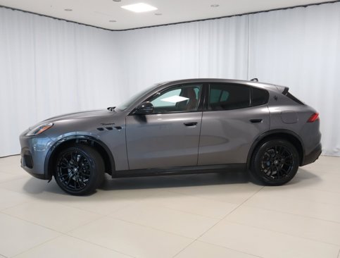 New 2025 Maserati Grecale Modena image 2