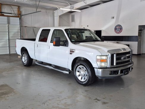 Used 2010 Ford F350 Lariat image 1