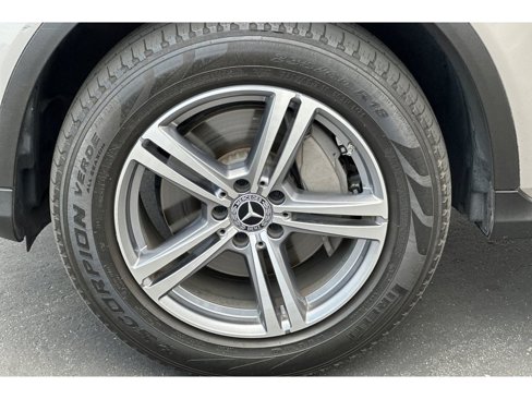 Used 2022 Mercedes-Benz GLC 300 image 42