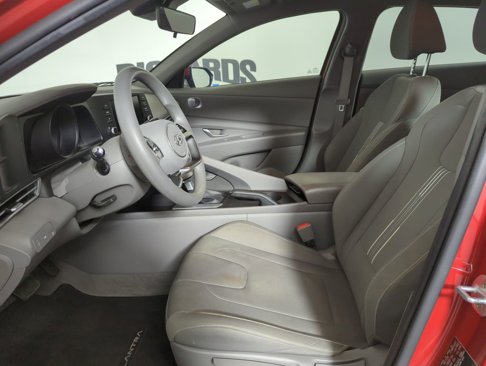 Used 2023 Hyundai Elantra SEL image 7