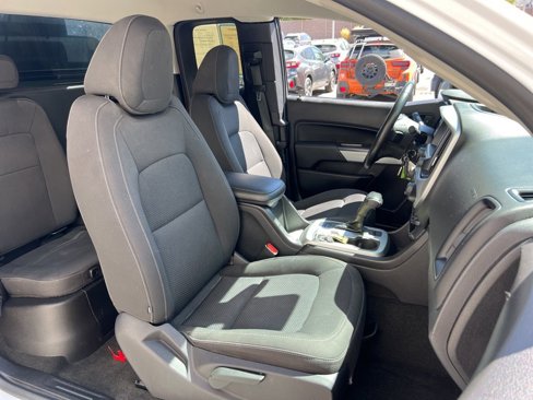 Used 2018 Chevrolet Colorado LT w/ Safety Package image 21