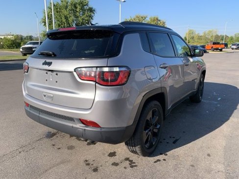 Used 2018 Jeep Compass Altitude w/ Popular Equipment Group image 3