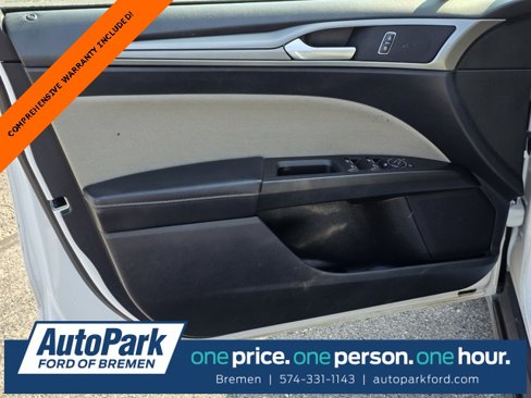 Used 2020 Ford Fusion S image 15