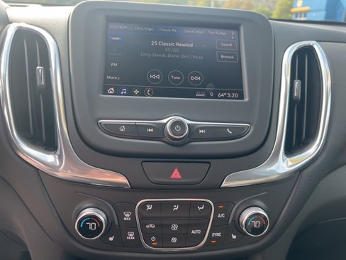 Used 2020 Chevrolet Equinox LT image 15
