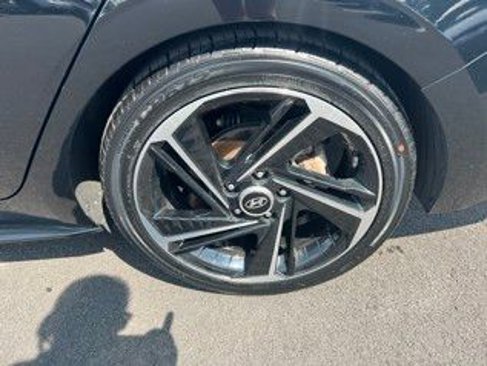 Used 2023 Hyundai Elantra N Line image 11