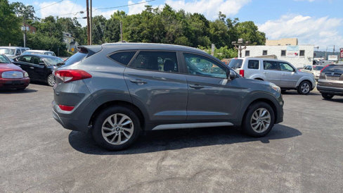 Used 2017 Hyundai Tucson SE image 9