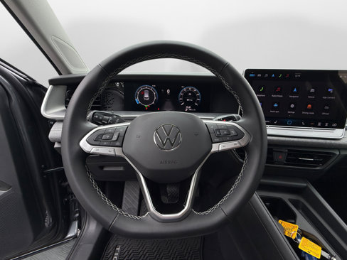 New 2025 Volkswagen Tiguan S image 10