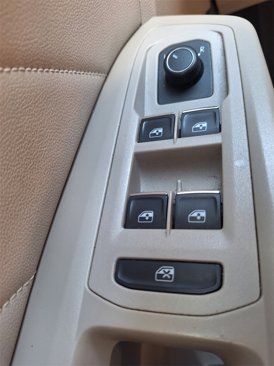 Used 2021 Volkswagen Atlas SE image 17