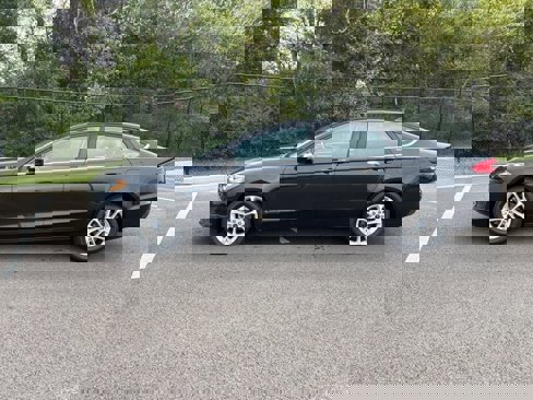 Certified 2020 Ford Fusion SE image 2