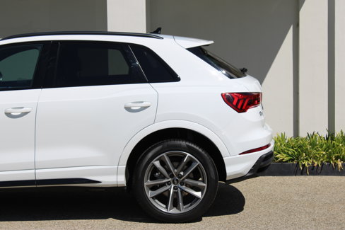 Certified 2025 Audi Q3 2.0T Premium w/ Convenience Package image 16