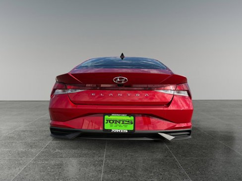 Used 2023 Hyundai Elantra SEL image 5