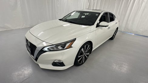Used 2020 Nissan Altima 2.0 Platinum image 7