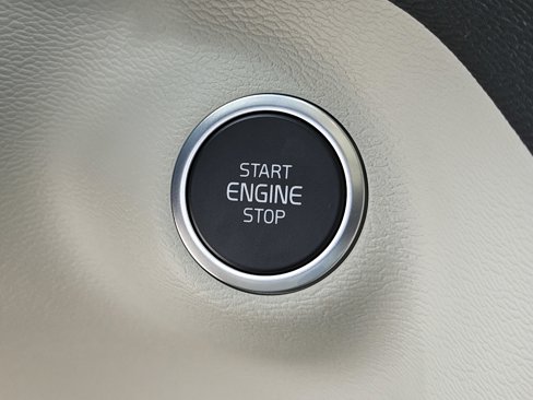 New 2026 Volvo XC40 B4 Plus w/ Protection Package image 31