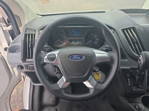 Certified 2019 Ford Transit 250 130 Low Roof w/ Exterior Upgrade Package image 24