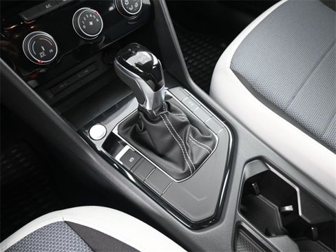 New 2025 Volkswagen Taos S image 33