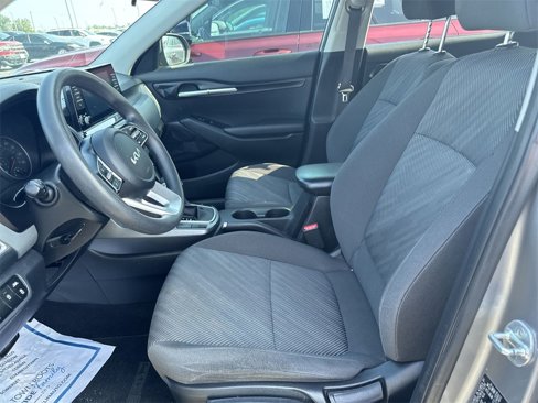 Used 2022 Kia Seltos LX image 17