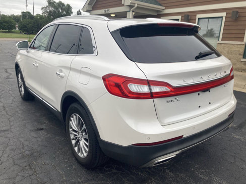 Used 2016 Lincoln MKX Select w/ Select Plus Package image 5