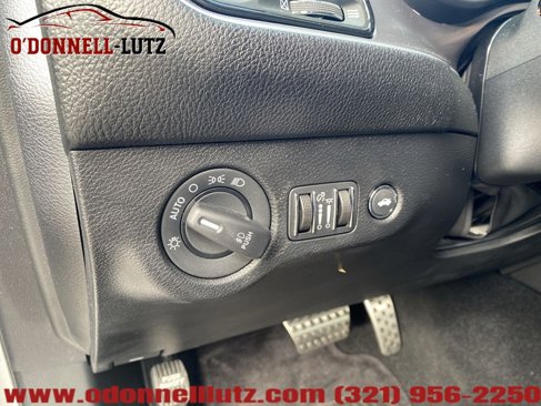 Used 2019 Dodge Challenger R/T Scat Pack w/ T/A Package image 27