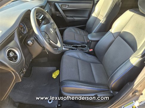 Used 2018 Toyota Corolla L image 11